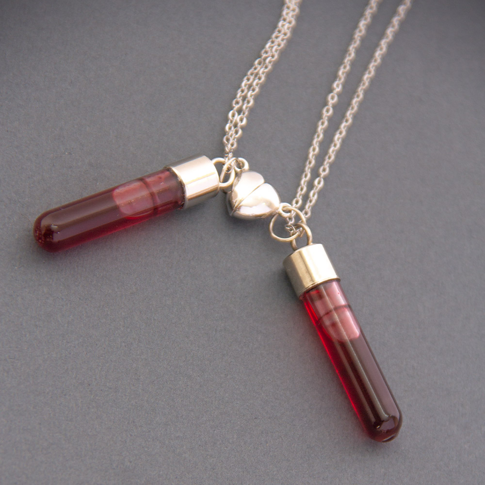 ست گردنبند مدل Blood